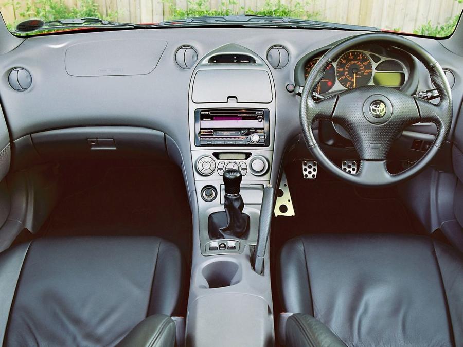  Toyota Celica Sport 1999 года  (фото 2 из 9)